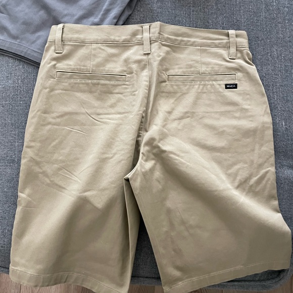 men’s 20 inseam rvca weekend stretch shorts - Picture 2 of 3